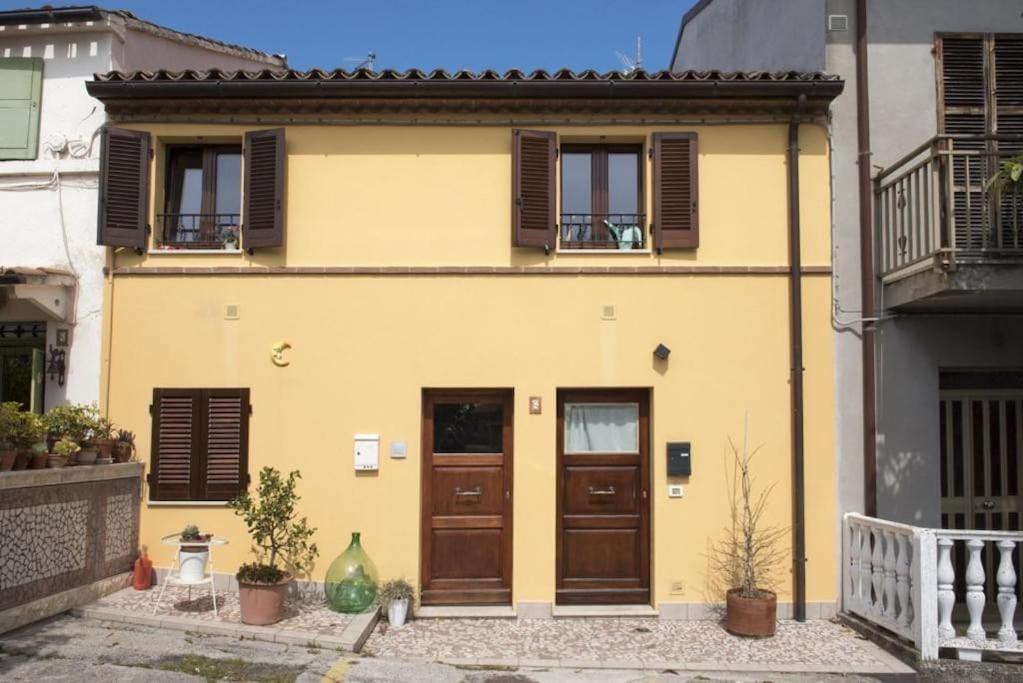 Grazioso Bilocale A 5 Minuti Da Numana Apartman Kültér fotó